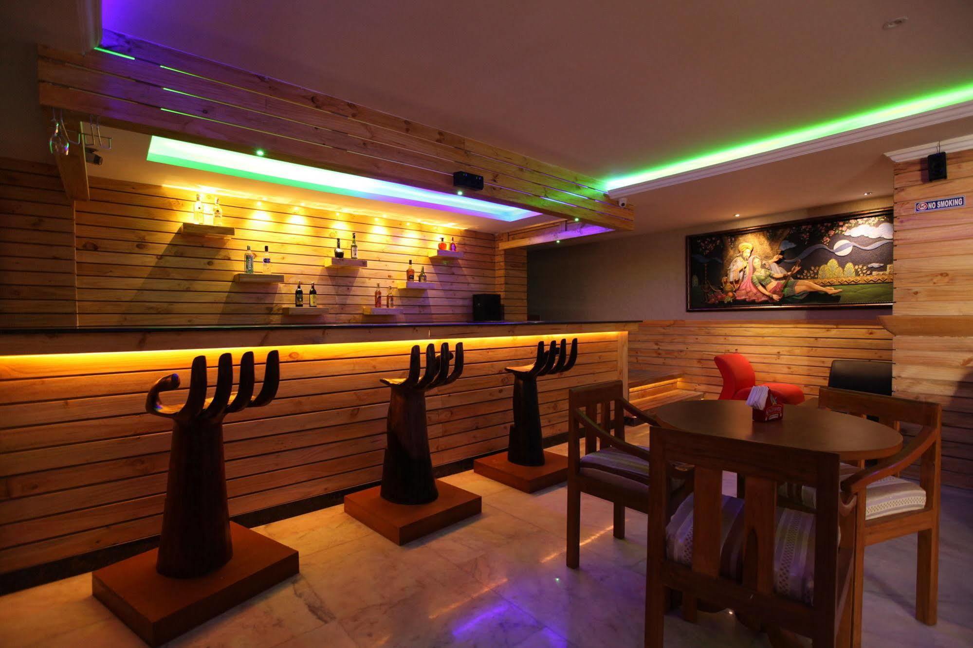 Hotel Southern Residency Kelambakkam Luaran gambar